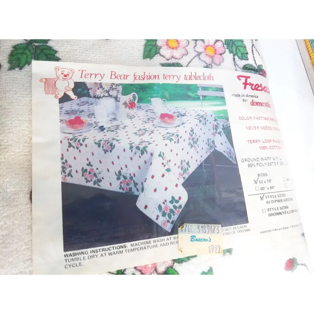 Vintage Terry Bear Strawberry Terry Cloth Tablecloth 52x70 New Sealed